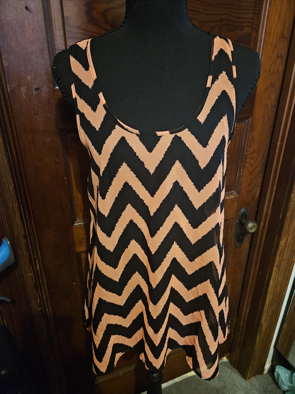 Heart Hips Peach and Black Chevron Tank